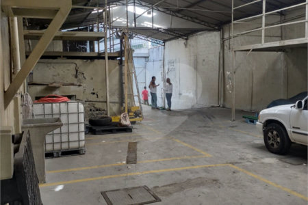 Galpão à venda na Vila Prudente, 400 m²