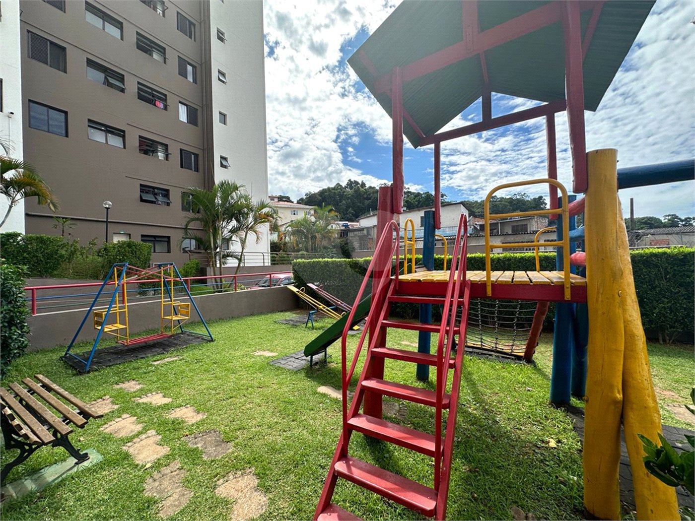 Apartamento à venda com 3 quartos em Horto, São Paulo, SP