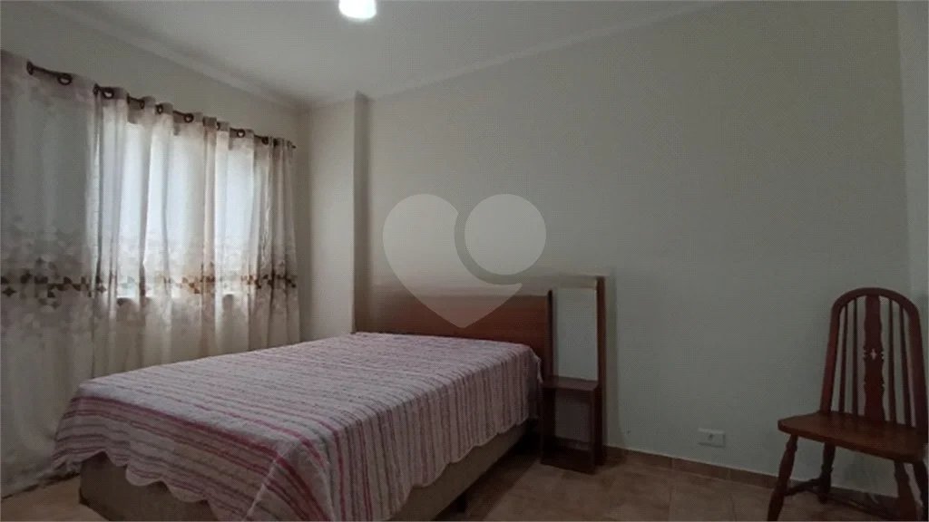 APARTAMENTO 2 QUARTOS (+1 REV.) MOBILIADO P/ALUGAR NO GUARUJÁ/PITANGUEIRAS 96m2 VISTA MAR