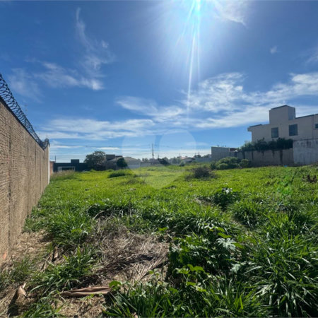 Terreno de 250m2, no Bairro Jardim Embaré, em São Carlos.