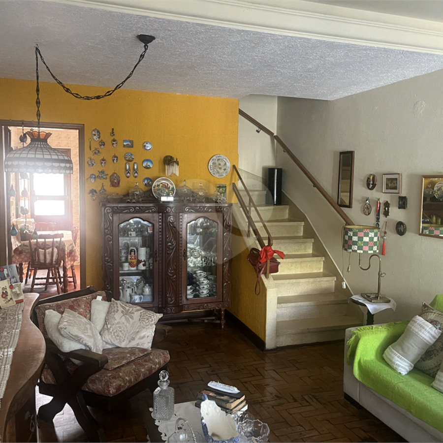 Sobrado em Pinheiros com 98m² 2 dormitórios e 1 vaga
