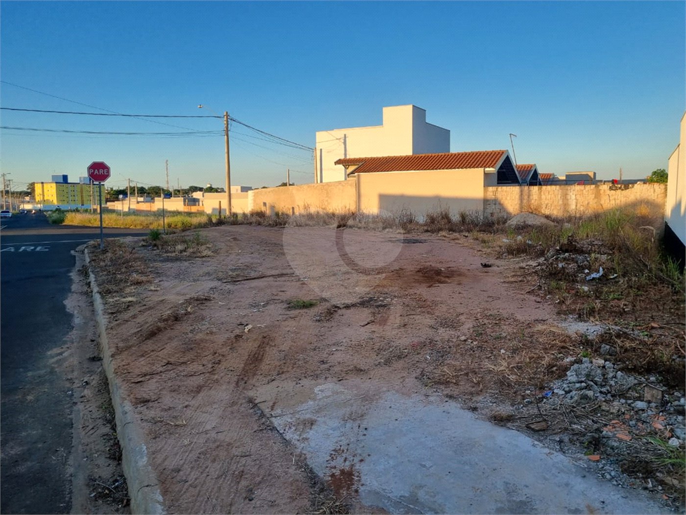 Terreno de esquina 342m² no Jardim das Palmeiras 2 – Ibaté/SP
