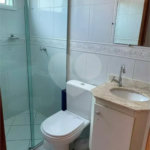 Apartamento em Atibaia com 2 dormitórios (1 suíte), 1 vaga de garagem, elevador, área de lazer com piscina