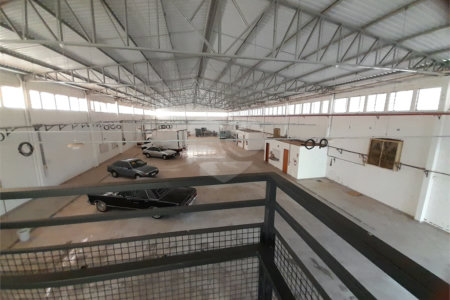 Galpão Industrial no Jardim Tangará - 1.714,91 m² de Área Útil