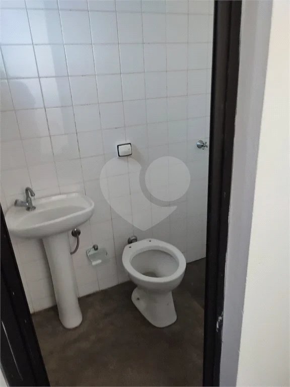 Casa Espetacular com Piscina e Churrasqueira à Venda na Vila Rezende
