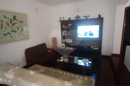 Casa térrea para venda no Jardim São João Batista