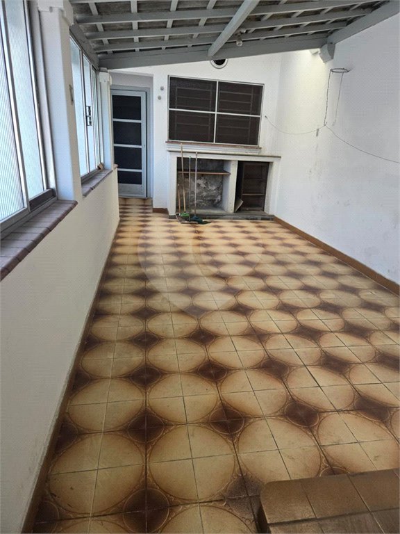 Casa com 244m² , 2 dormitórios , 3 vagas , à venda no Bosque da Saúde.