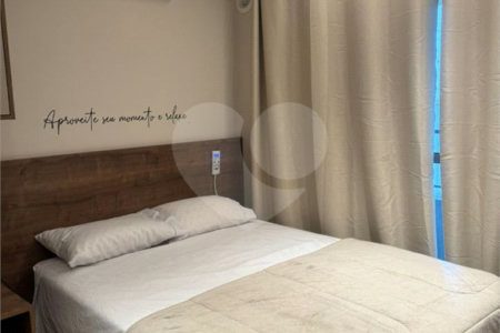 VENDO - Studio mobiliado e decorado na Vila Mariana.