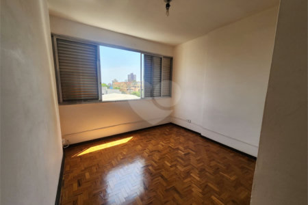 Apartamento no Edifício São Carlos