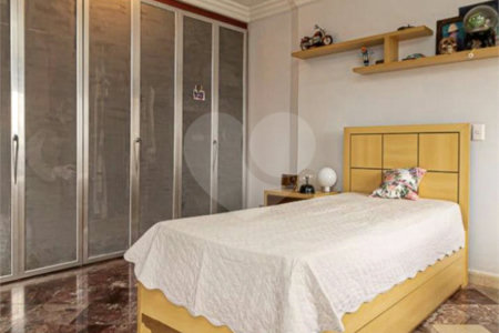 Um lindo apartamento residencial localizado no Bosque da Saúde