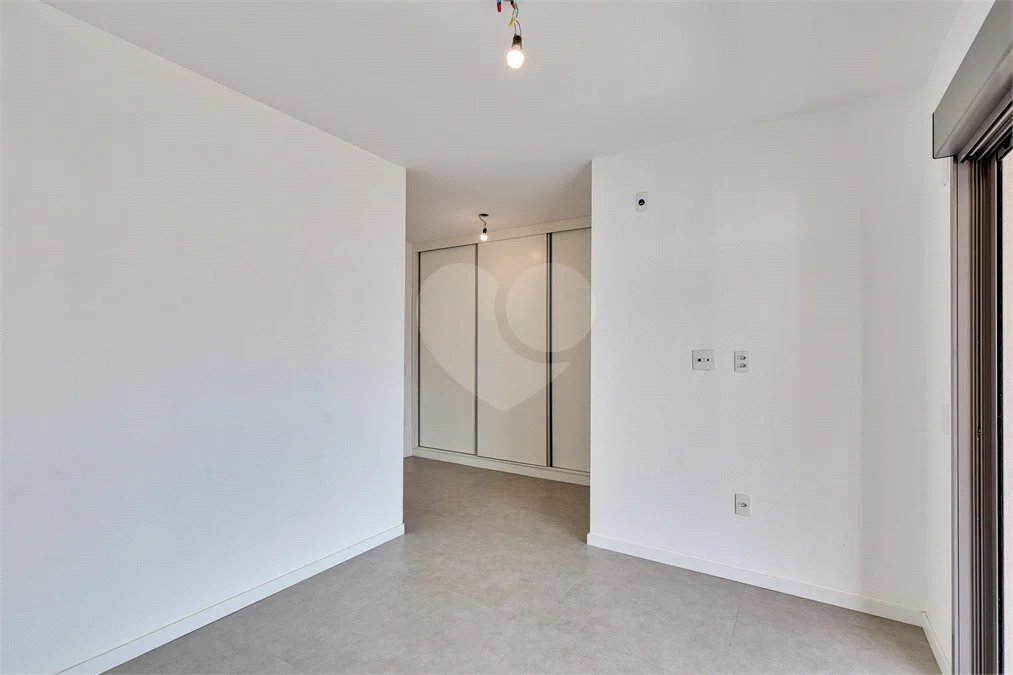Vendo apartamento novo, com vista e localização estratégica, Chácara Santo Antônio