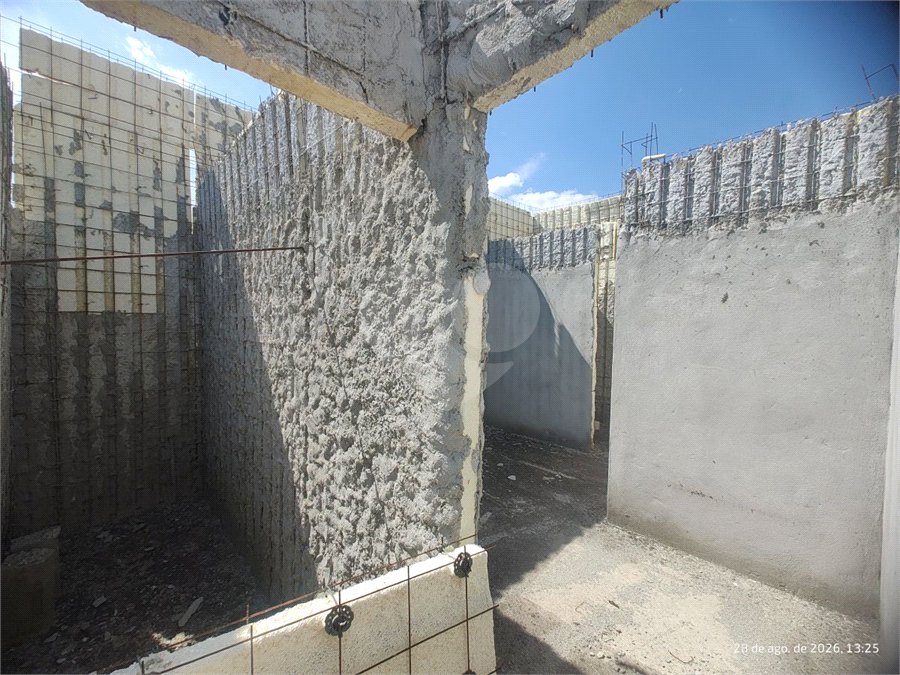 Terreno 810 metros à venda em Atibaia com projeto aprovado exclusivo de alto padrão com construção inacabada