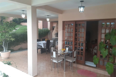 Casa com 4 dorms, Jardim Paulista, Atibaia