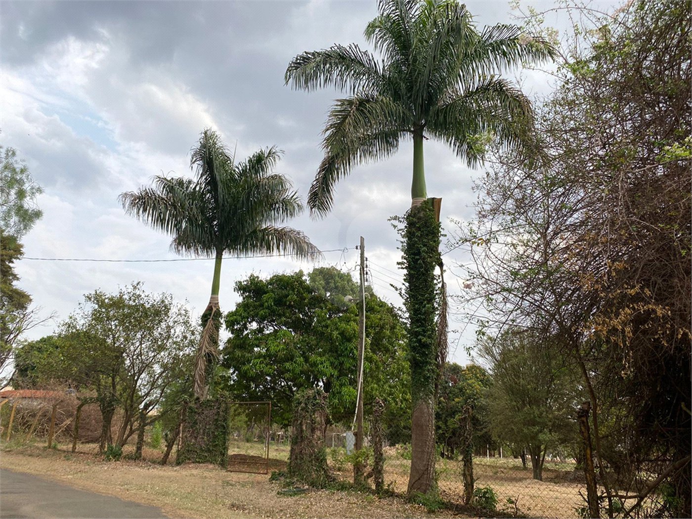 Chácara Parque Itaipu 3 quartos.