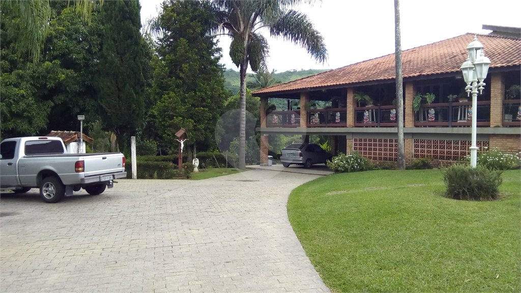 Chácara Mobiliada, 23.000m² á venda