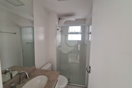 Apartamento à venda em Vila Gumercindo – 55m²