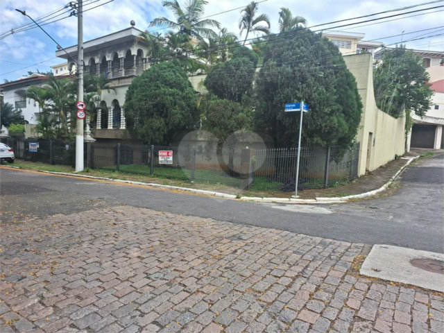 Sobrado à venda com 4 quartos, sendo 2 suítes,  em Santana, São Paulo, SP