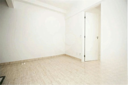 Apartamento à venda com 35m² - Bela Vista