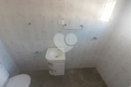 Sobrado á Venda com 200m² - Socorro