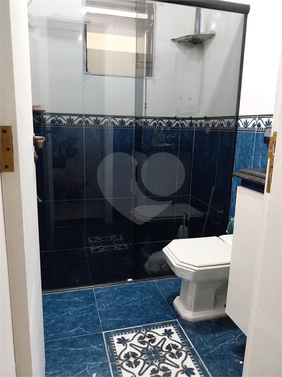 Casa com 324m², 4 dormitórios, sendo 1 suíte, 4 vagas, à venda no Jardim Las Vegas em Santo André.