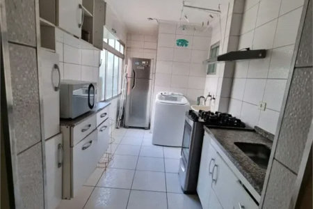 Apartamento amplo em frente ao portão 03 da USP – Oportunidade única