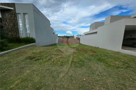 Terreno no Village Damha IV 288m²