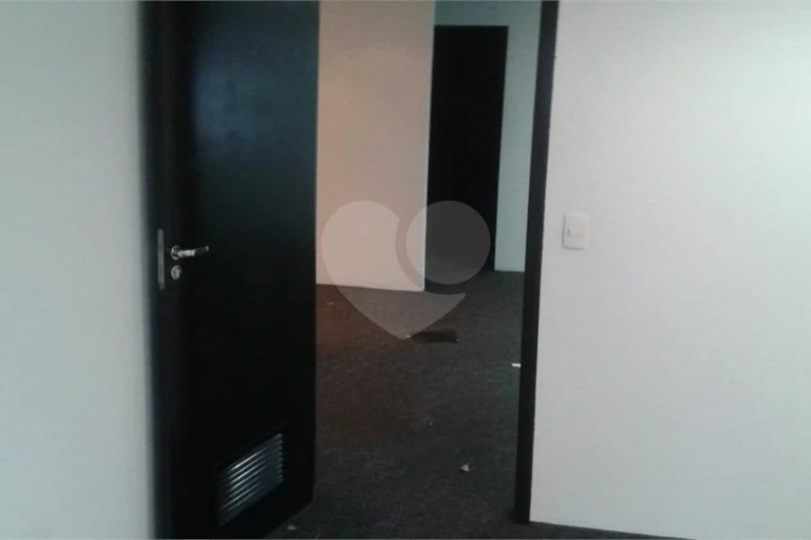 Conjunto comercial na Vila Olimpia