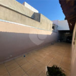 Casa térrea de 3 dormitórios