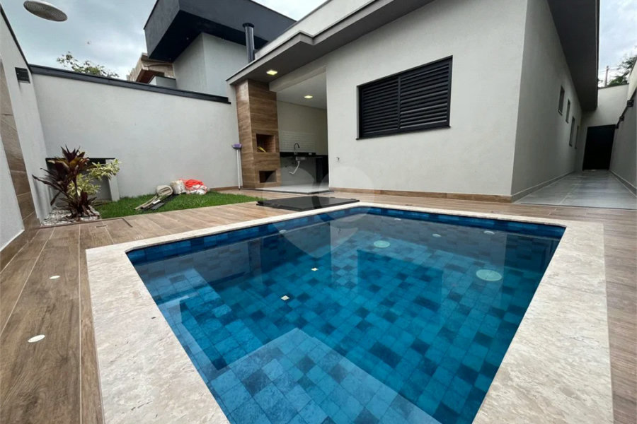 Casa à venda no Condomínio Residencial Ágape, no bairro Campestre, em Piracicaba/SP.