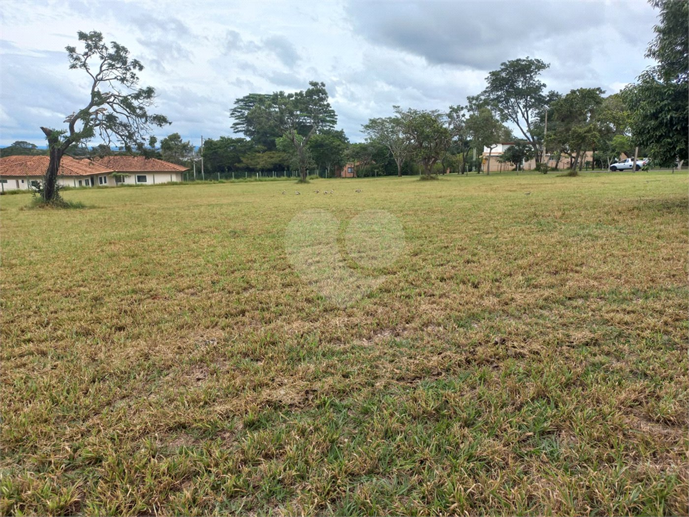 Loteamento Residencial no Condomínio Vila Pinhal do Broa.