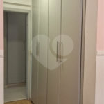Apartamento a venda na Aclimação com 4 dormitórios e 2 vagas.