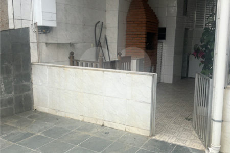Sobrado á venda - Cidade Ademar