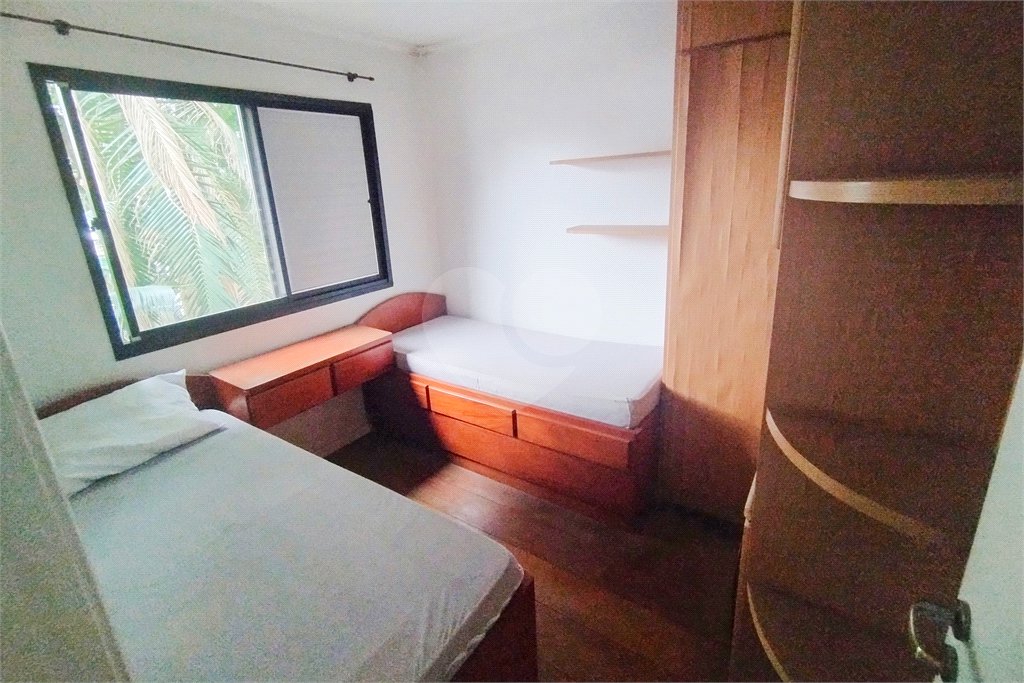 Apartamento na Saúde - 2 quartos com 1 suíte, varanda e 2 vagas