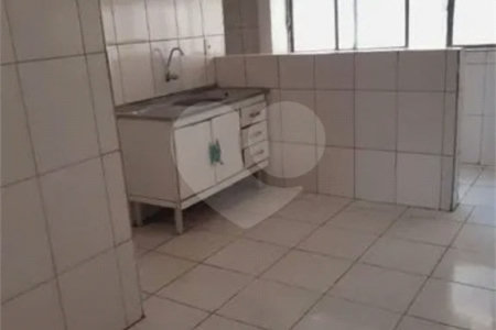 Apartamento à venda com 63m² - Brás