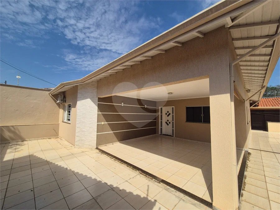 Casa à venda com 4 quartos, sendo 1 suíte,  em Jardim Brasília, Piracicaba, SP