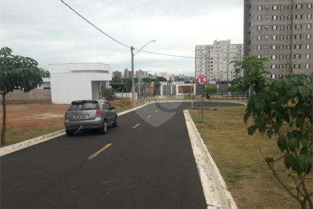 Lote à venda no Condomínio Monte das Araucárias