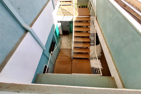Casa residencial com ponto comercial a venda no Centro