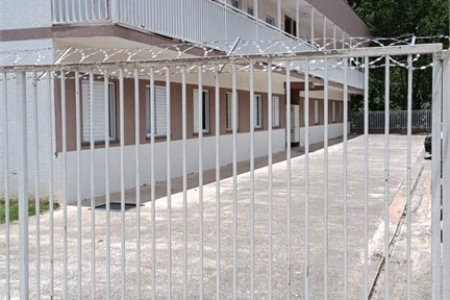 Casa à venda com 2 quartos no condomínio Villa Genova I, Cotia - SP