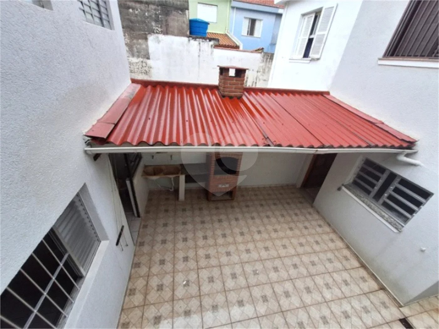 Sobrado com 2 dormitórios com 2 vagas de garagem