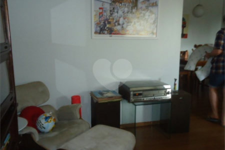 Apartamento com 130m² enfrente ao São Carlos Clube