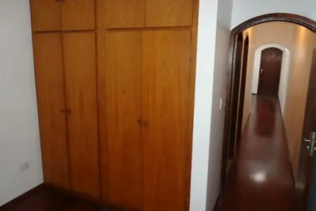 Casa à venda com 3 quartos, sendo 1 suíte,  em Vila Campesina, Osasco, SP
