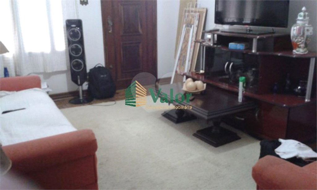 Casa com 4 dormitórios
