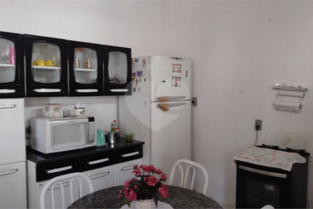 Casa no Jardimm real com mais de 208m² muito boa.