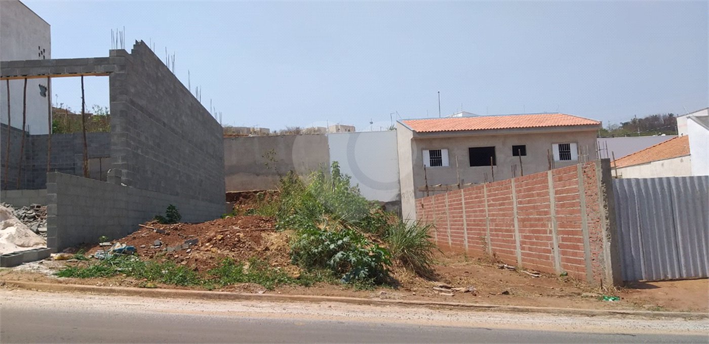 Terreno a venda no Jardim Medeiros