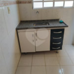 Casa térrea para venda ou locação no bairro Vila Costa do Sol.