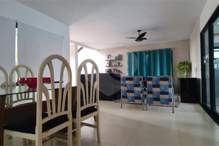 Casa térrea no Condomínio Jardim Botânico , localizado na cidade Bady Bassit/SP .