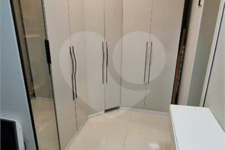 Casa de 2 quartos em Rua Orange, Vila Luzita, Santo André - Venda!