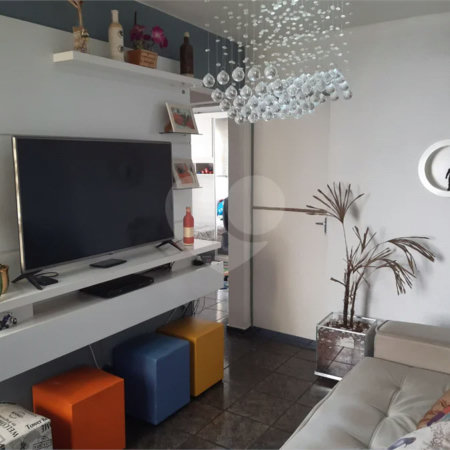 Apartamento á venda - Ferraz de Vasconcelos