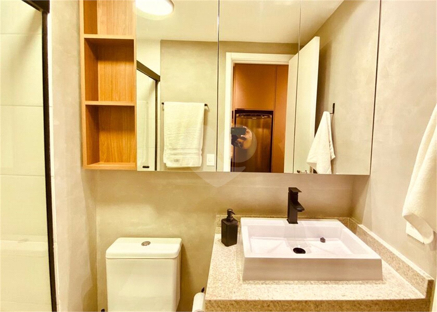 Studio com 23m2 no Campo Belo.