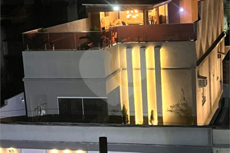 Casa à venda em condomínio Planície do Araguaia, Recreio dos Bandeirantes.
